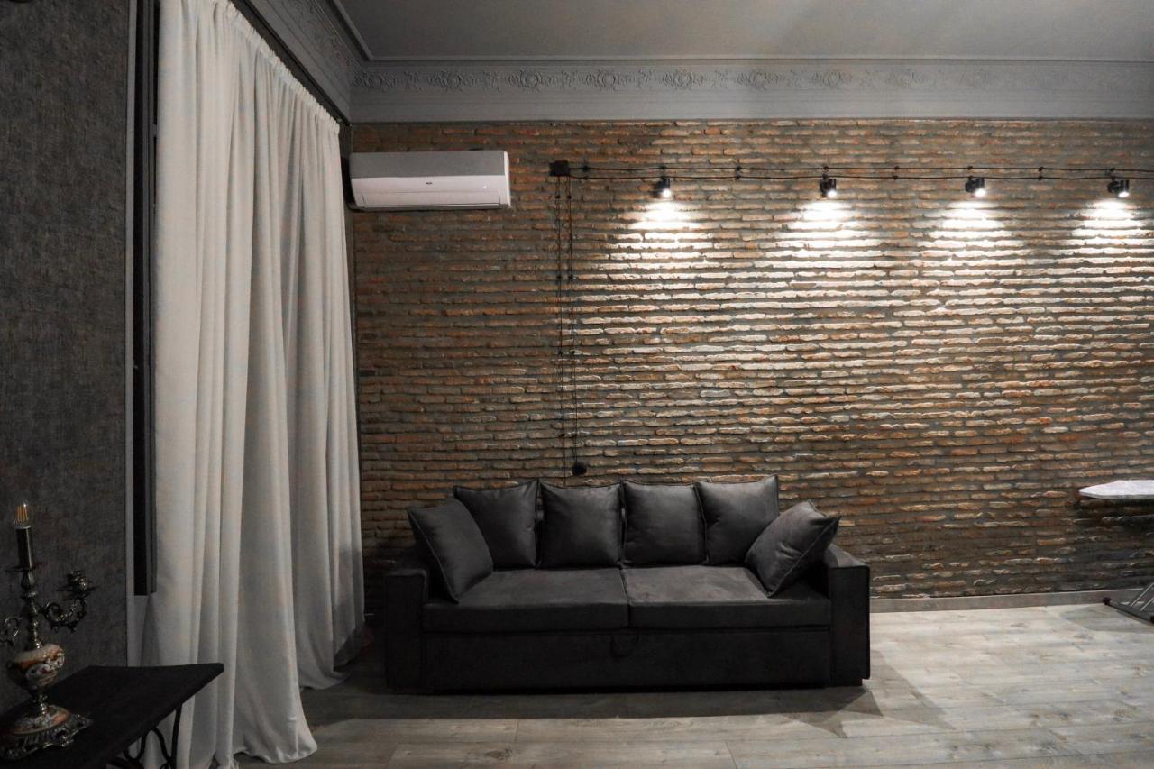 Nice Room Boutique Tbilisi Buitenkant foto