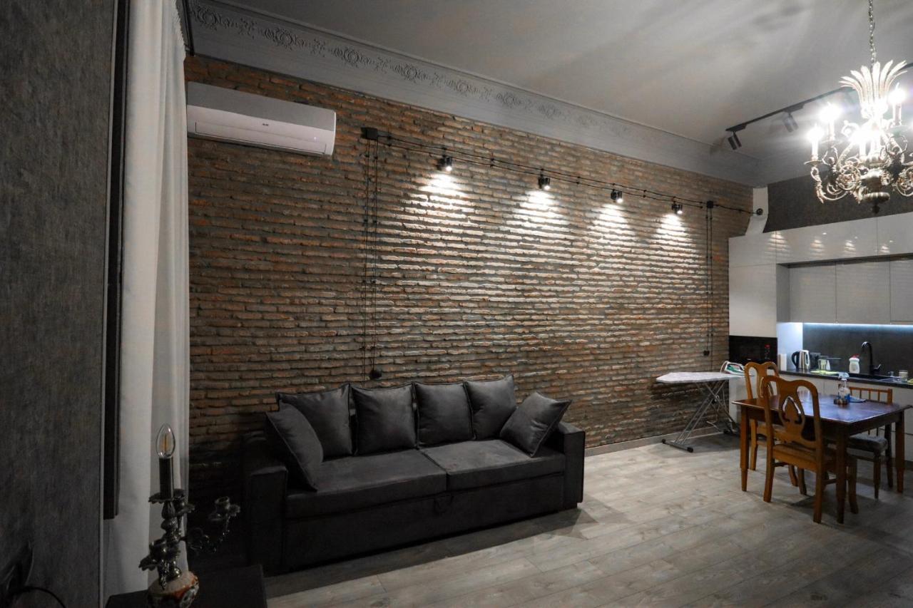 Nice Room Boutique Tbilisi Buitenkant foto